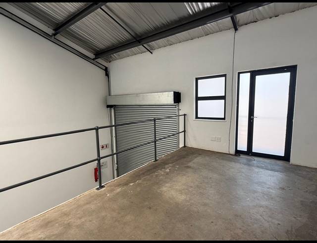 147M² WAREHOUSE FOR SALE IN BARBEQUE DOWNS